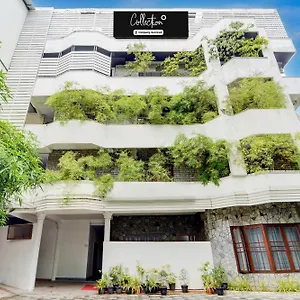 Hotel Super Collection O Vazhakkala Kakkanad